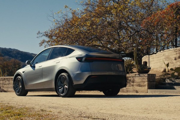 Tesla Model Y Official