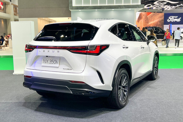 รูป Lexus NX