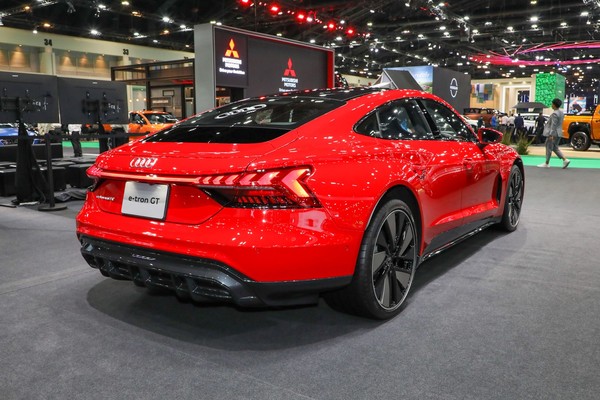 รูป Audi e-tron GT