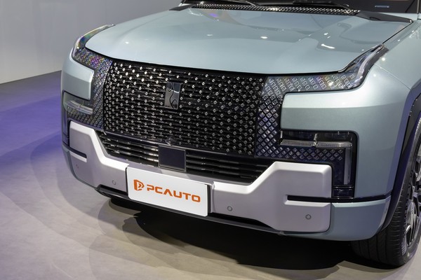BYD YangWang U8 ภายนอก